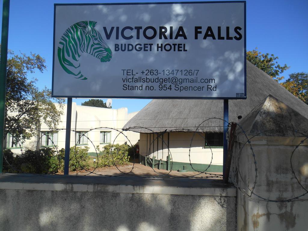 Victoria Falls Budget Hotel Exterior photo